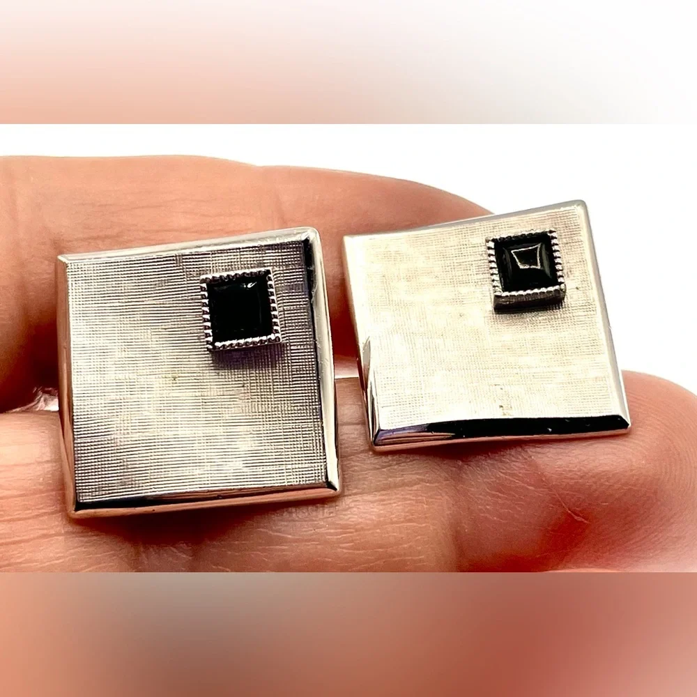 Vintage Signed Swank Textured Curvy Silver Tone Square Black Glass Cufflinks